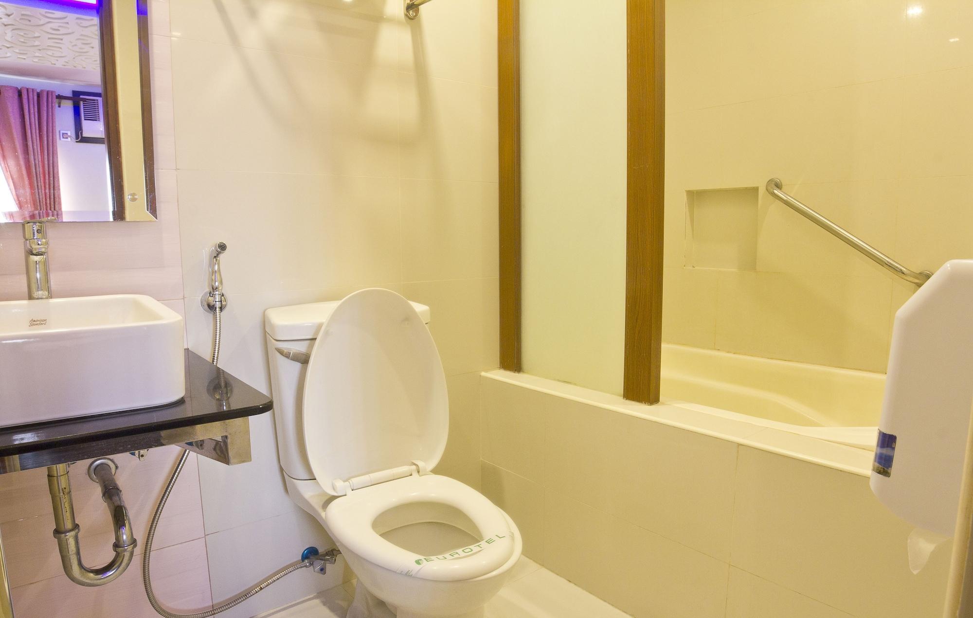 Eurotel Makati Makati City Ngoại thất bức ảnh