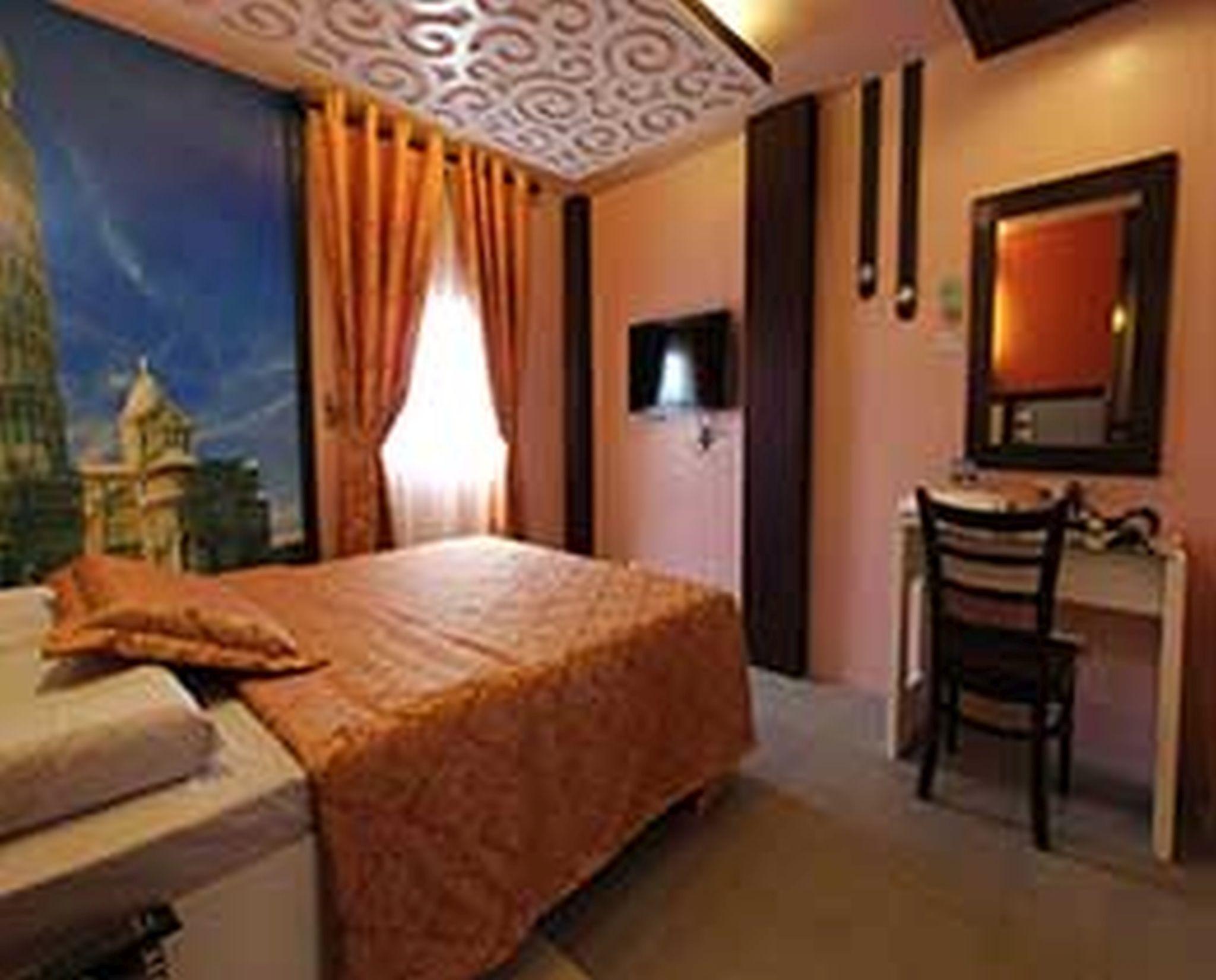 Eurotel Makati Makati City Ngoại thất bức ảnh