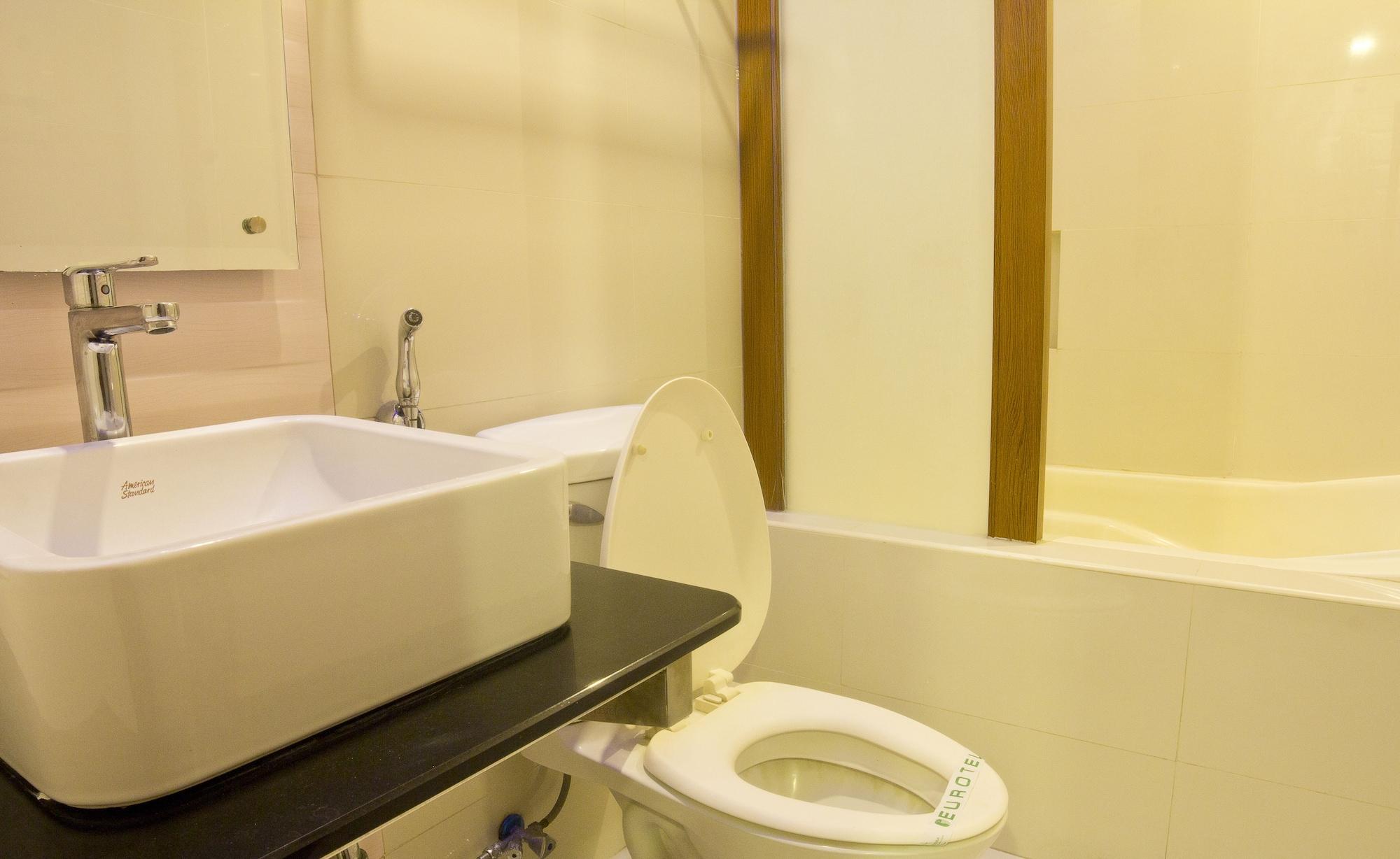 Eurotel Makati Makati City Ngoại thất bức ảnh