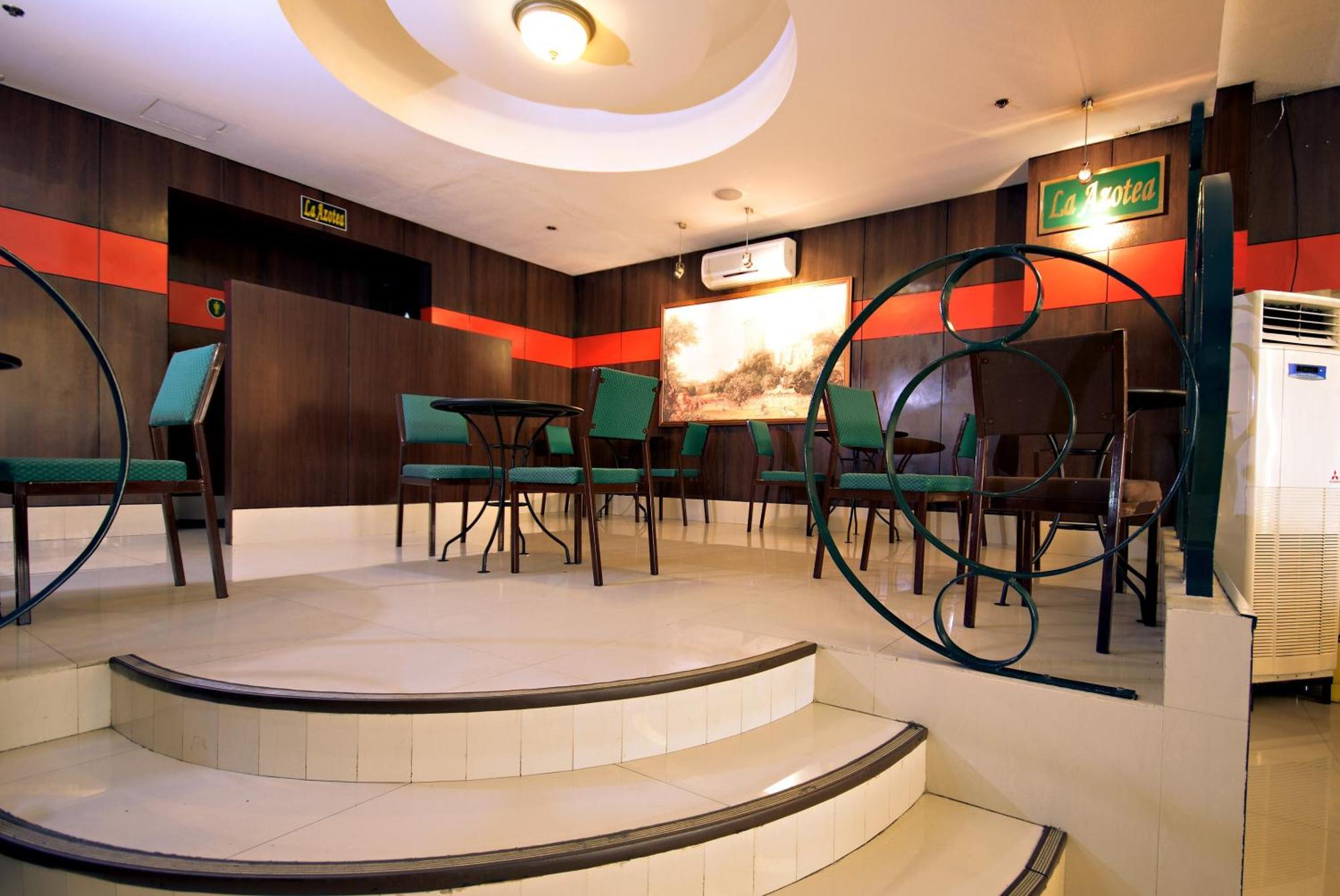 Eurotel Makati Makati City Ngoại thất bức ảnh